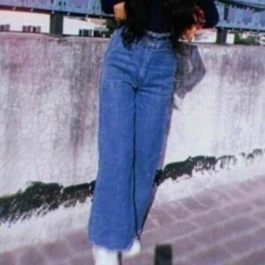 Trendy Latest Women Jeans